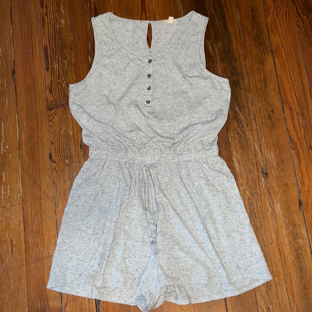 Hem & Thread gray romper